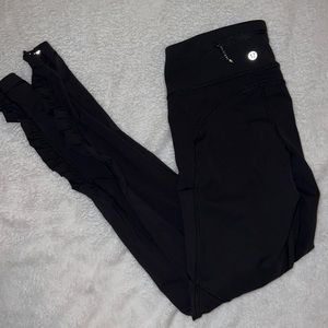 Black Lululemon leggings